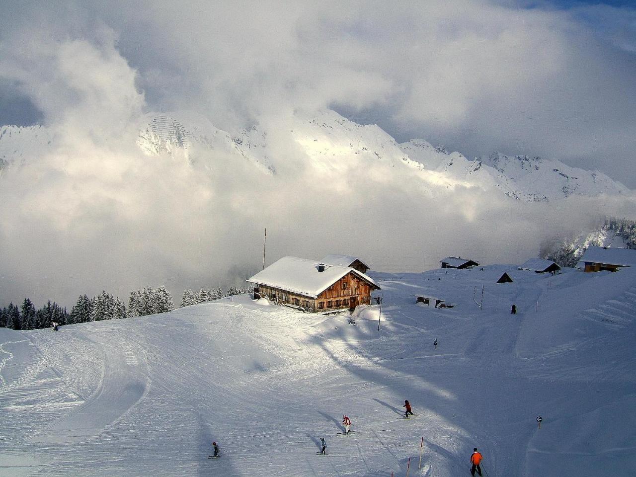 Hotel Gasthof Kreuz Sonntag Exterior photo